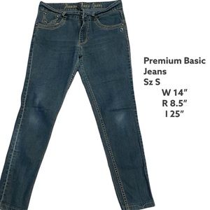 Premium Basic Jeans worsted rhinestone accents blue jeans Sz S